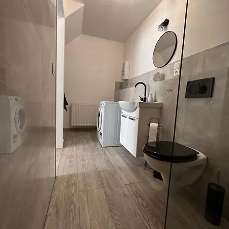 Pod Swierkami Marciszow