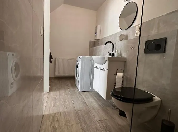 Pod świerkami Marciszow